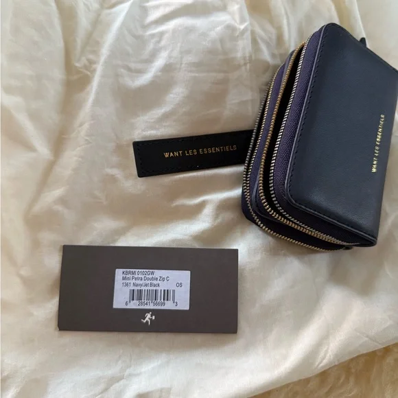 NWT Want Les Essentiels Mini Petra Wallet - Picture 2 of 4